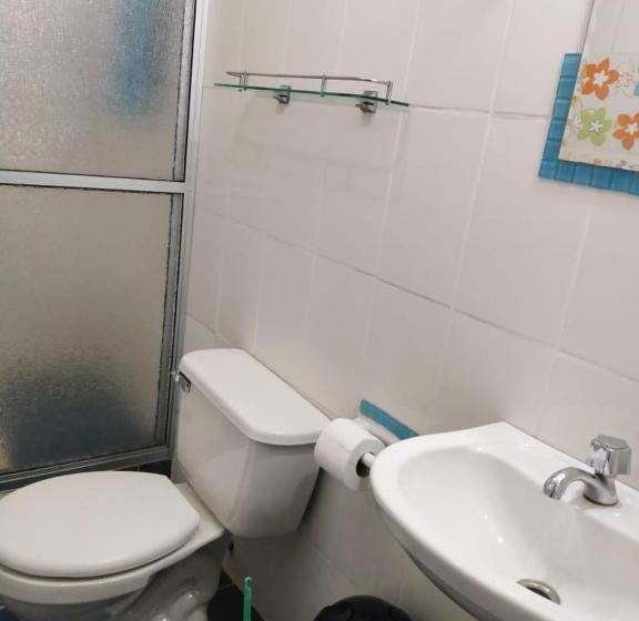 اتاق لوکس, Hospedaje Ajayu Sucre