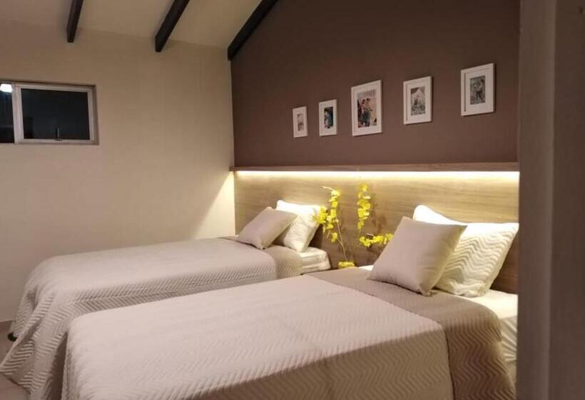 اتاق لوکس, Hospedaje Ajayu Sucre