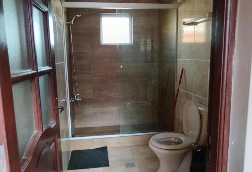 سوییت لوکس, Hospedaje Ajayu Sucre