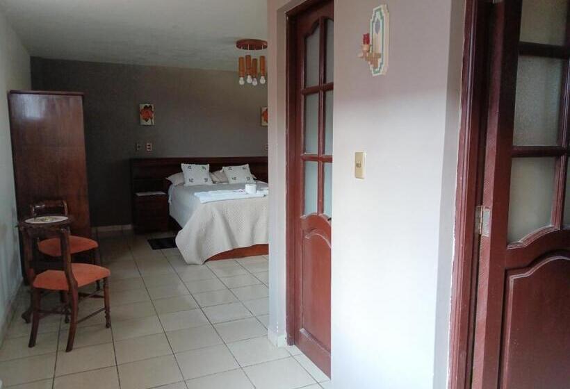 سوییت لوکس, Hospedaje Ajayu Sucre