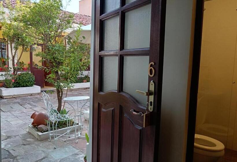 اتاق سوپریور خانوادگی, Hospedaje Ajayu Sucre