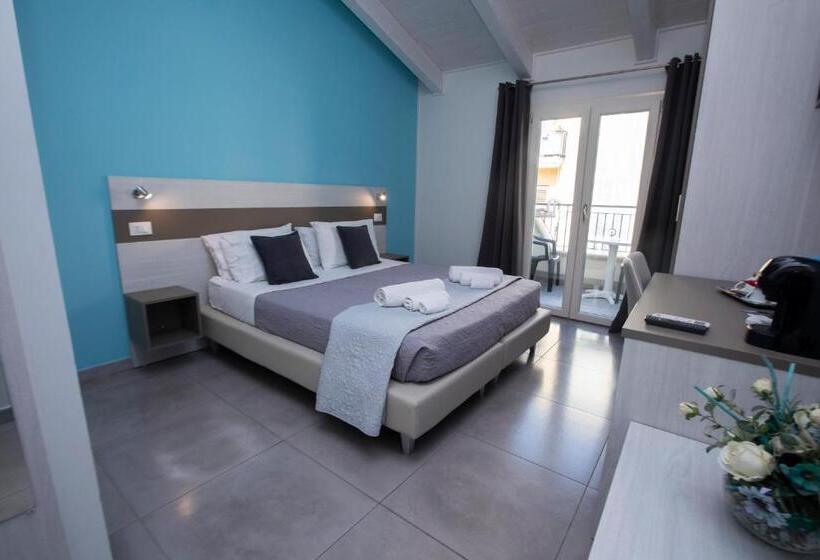 Номер Стандарт, La Perla Amantea