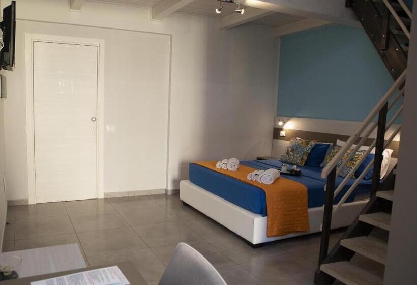 Семейный Номер Deluxe, La Perla Amantea