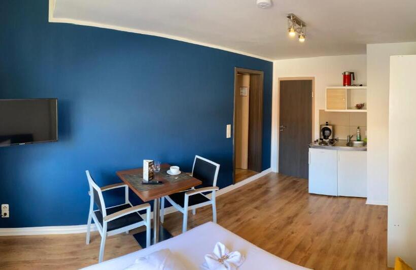 スタンダードルーム, Pension Michelangelo