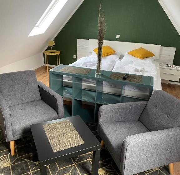 ドゥプレックスルーム, Pension Michelangelo