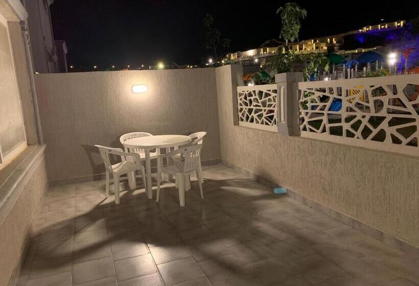 בקתת חדר, Rawaat Ghaym