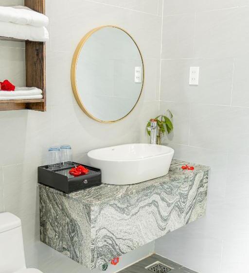 اتاق لوکس با تخت بزرگ, Sweet Lavender Hotel & Spa