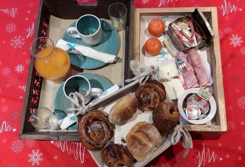 Семейный Номер, La Chambre Tomis Ath