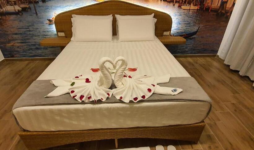 اتاق لوکس با بالکن, Blue Planet Panglao