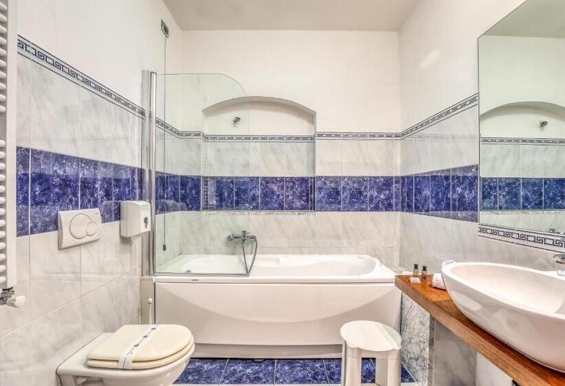 سوییت خانوادگی, Penthouse