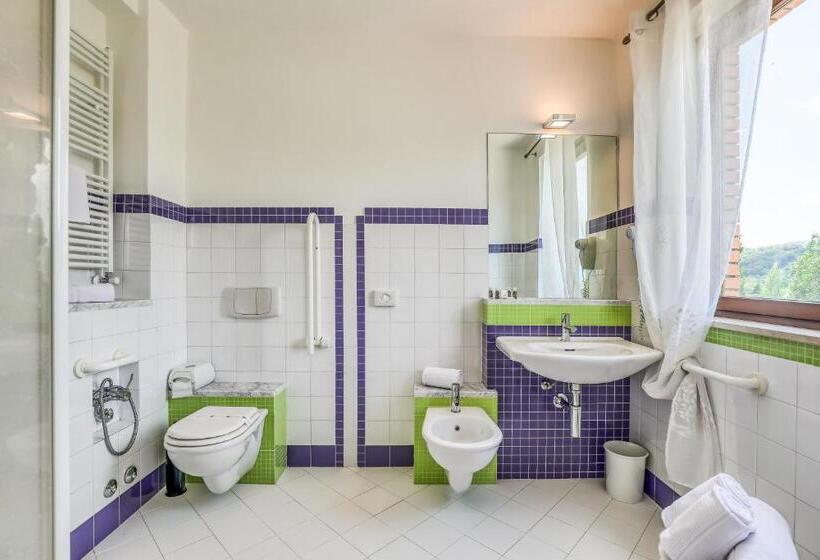 اتاق استاندارد یک نفره, Penthouse