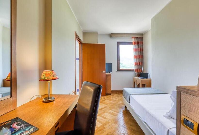 اتاق استاندارد یک نفره, Penthouse