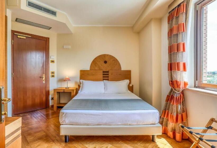 Chambre Economy, Penthouse