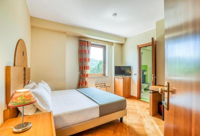 Chambre Economy, Penthouse