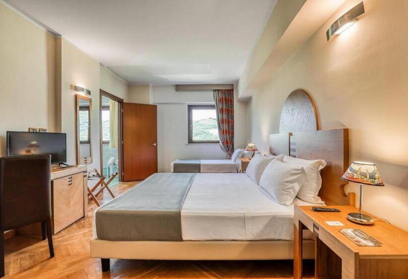 اتاق سوپریور سه تخته, Penthouse