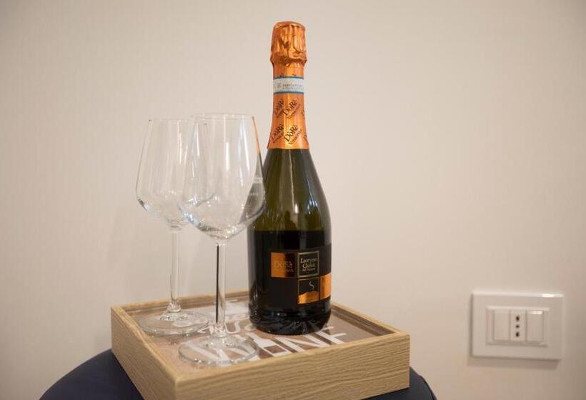 Студио Стандарт с Видом, Vesuvio Inn Bed & Wine Experience