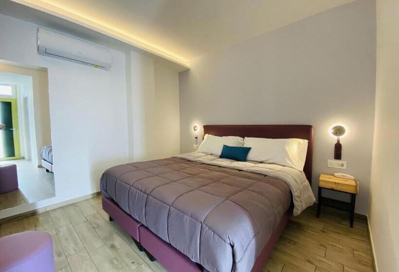 Полулюкс Повышенной Комфортности, Vesuvio Inn Bed & Wine Experience