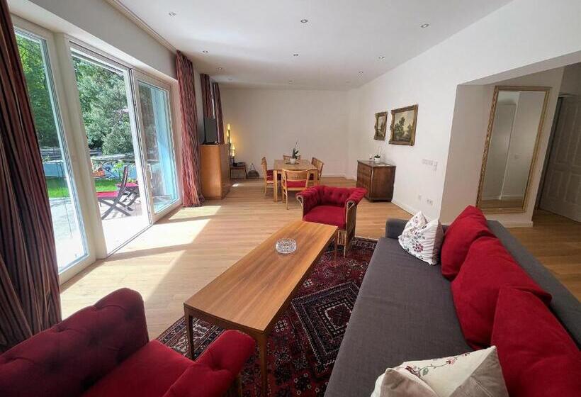 شقة ديلوكس غرفة واحدة, Deluxe Apartments Christina 120 M² Im Design Hotel Vosteen