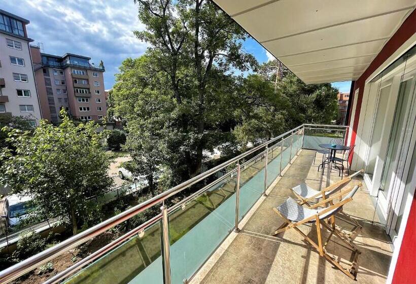 شقة غرفة نوم واحدة مزودة بشُرفة, Deluxe Apartments Christina 120 M² Im Design Hotel Vosteen