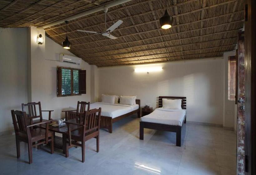 Хижина, Amar Bagh Resort