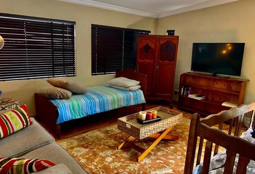 带1个卧室的公寓, Douglas Villas