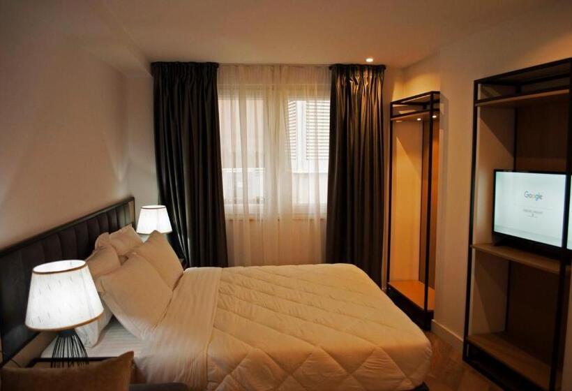 舒适三人间, Prime