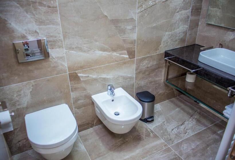 סוויטת ג'וניור דלוקס, Vila Koral