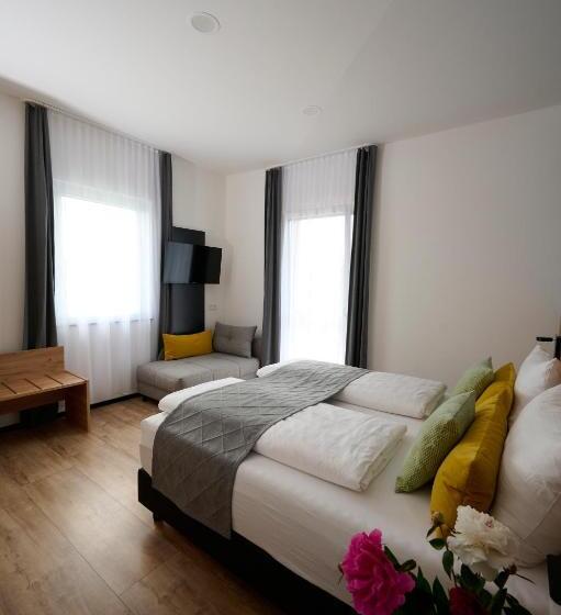 Апартаменты 1 Спальня с Балконом, Laudach Inn