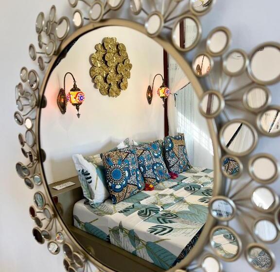 إستديو قياسى مطل على حمام السباحة, Gadea Boutique Hotel& Gadea Garden Italian Restaurant