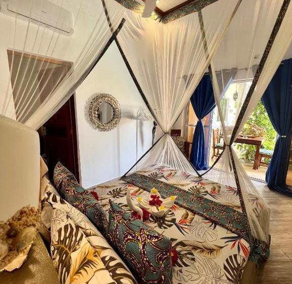 شقة غرفة واحدة مطلة على حمام السباحة, Gadea Boutique Hotel& Gadea Garden Italian Restaurant