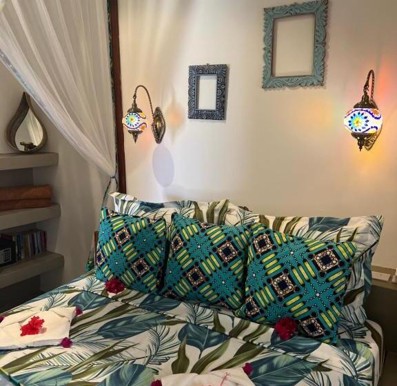 آپارتمان 1 خوابه با چشم‌انداز استخر, Gadea Boutique Hotel& Gadea Garden Italian Restaurant