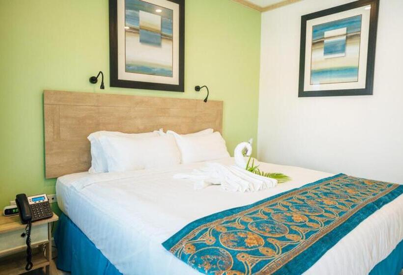 سوییت, Maxwell Del Mar