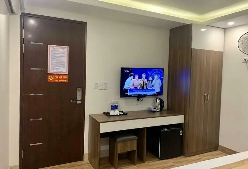 اتاق سوپریور با تخت بزرگ, New Sky Airport