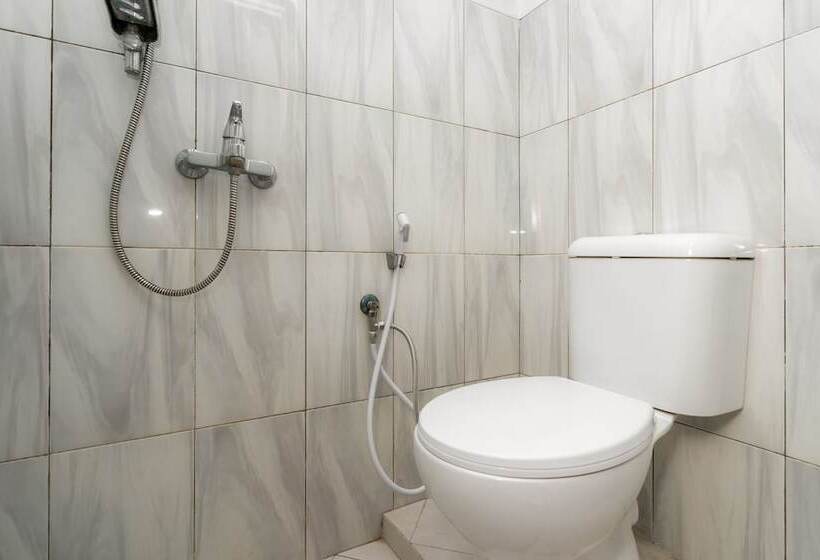 Номер Стандарт, Reddoorz Syariah Near Rsud Cimacan