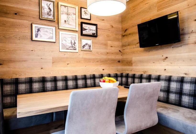 Апартаменты 2 Спальни, Garni Funtana