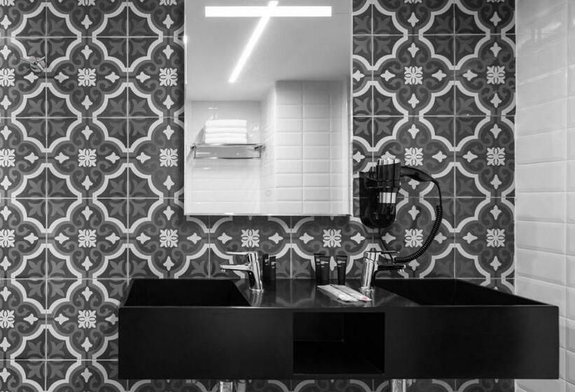 デラックスルーム, Loop On Leith Hotel Penang