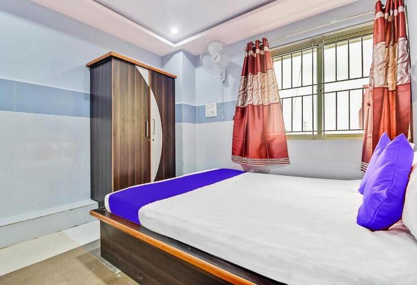 חדר סטנדרט יחיד, Spot On Gayatri Comforts