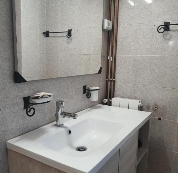 غرفة قياسية رباعية, Bologna