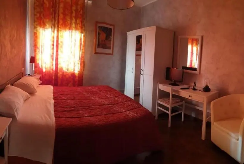 1ベッドルームアパートメント, Bologna