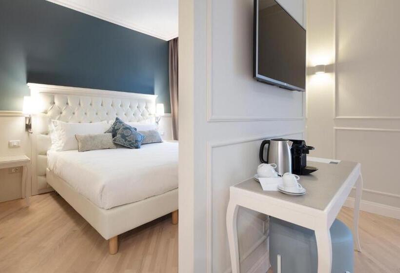 테라스 주니어 스위트, La Caporala