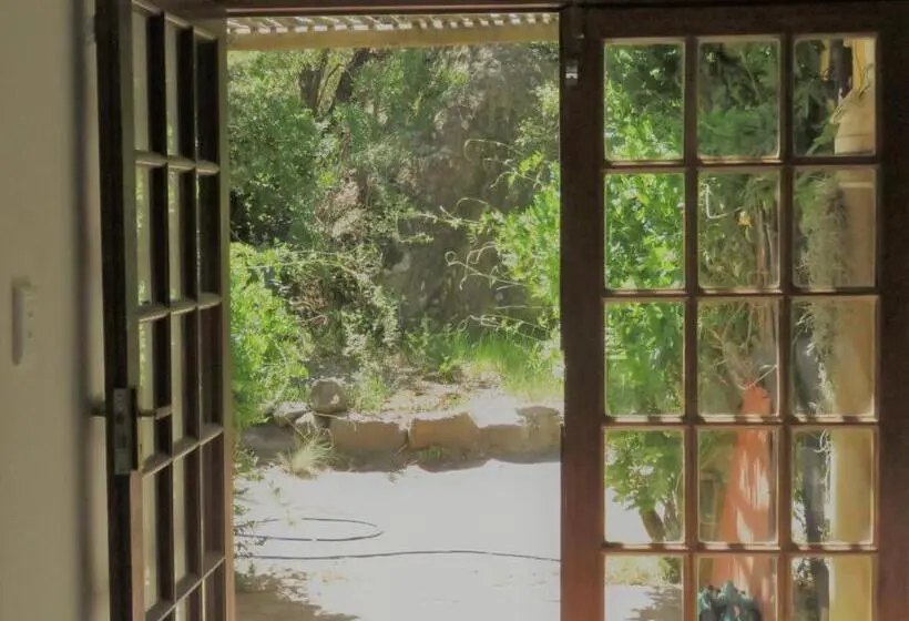 スタンダードスタジオ, His Vessel Guesthouse Clarens Fs