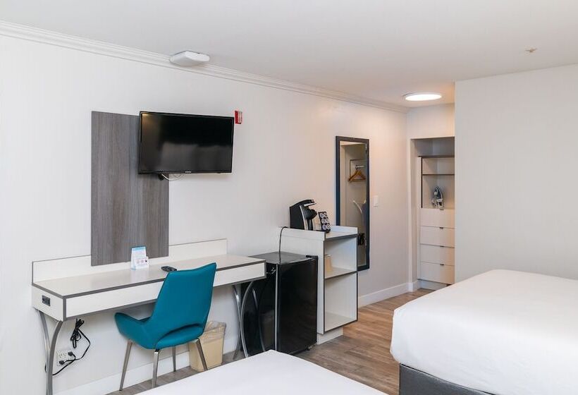 Номер Стандарт 2 Двуспальные Кровати, Art Hotel Laguna Beach