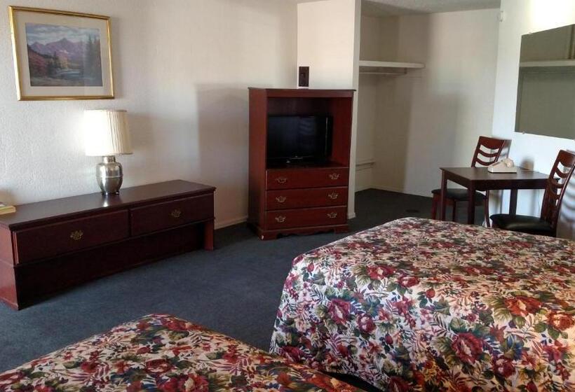 Номер Стандарт 2 Двуспальные Кровати, Essex House Motel