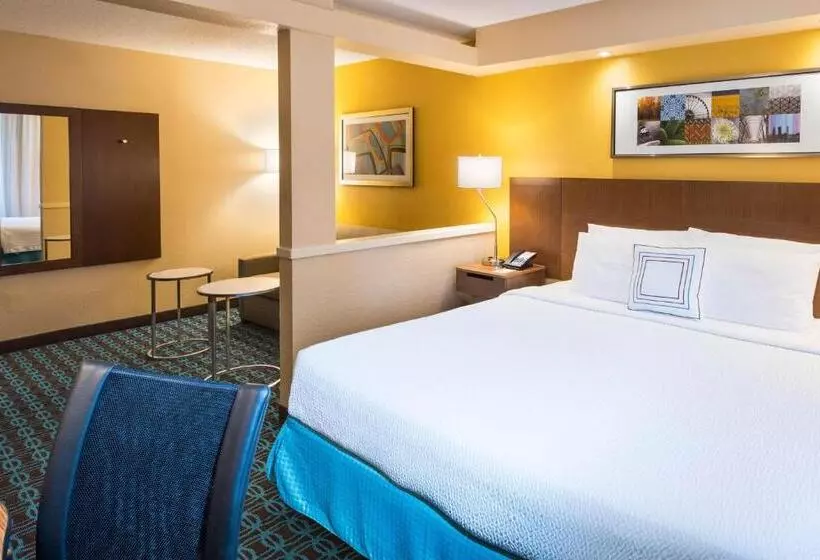 キングサイズベッドのスイートルーム, Fairfield Inn & Suites By Marriott Atlanta Perimeter Center