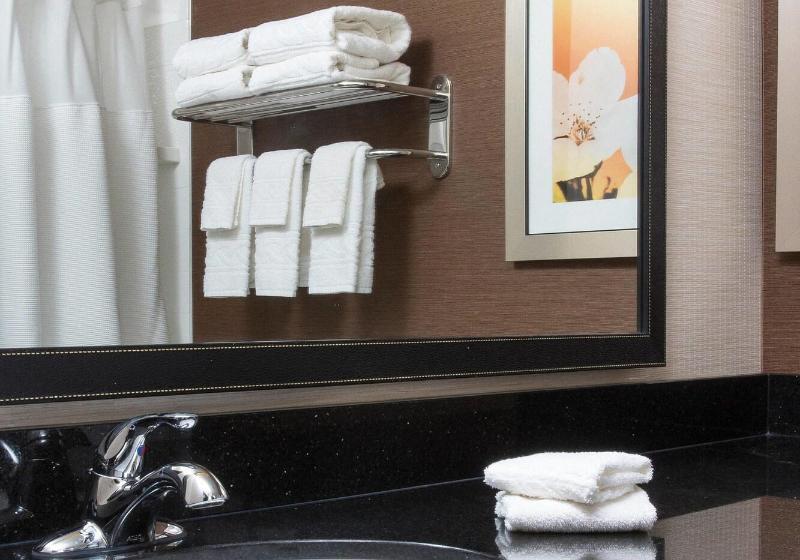 غرفة قياسية سرير كينج, Fairfield Inn & Suites Peru