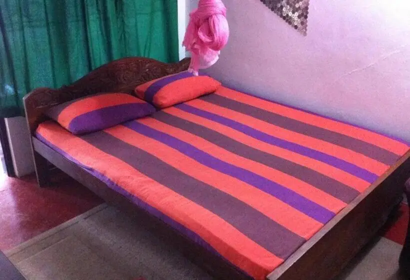 Economy-huone, Robert Inn Dambulla