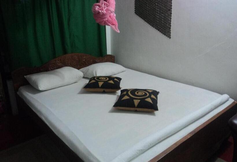 Номер Economy Индивидуальный, Robert Inn Dambulla