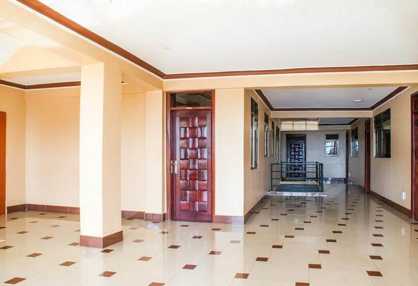 استودیوی لوکس, Airport Hotel Entebbe