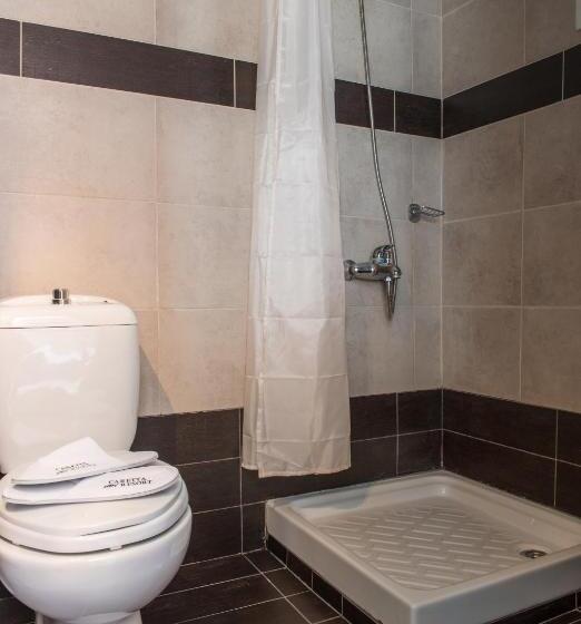 家庭工作室, Caretta Village