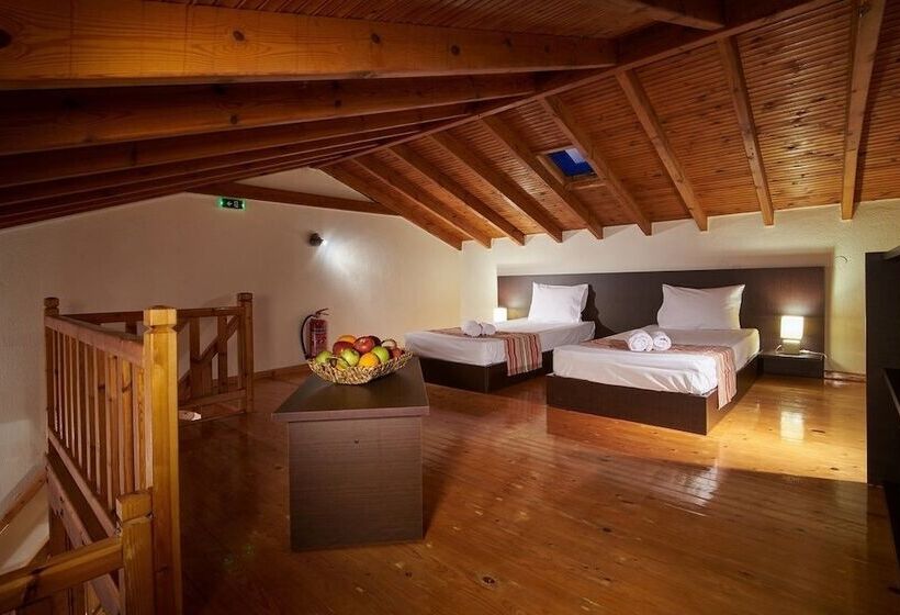 חדר דופלקס, Caretta Village